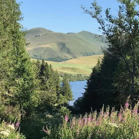 2* Hyper-centre Avec Balcon Et Wifi - Fr-1-608-69 * Le Mont-Dore